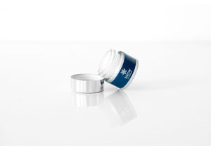 Dual-light, WIRELESS, Self-Sanitizing Snow® Smart Teeth Whitening At-Home System